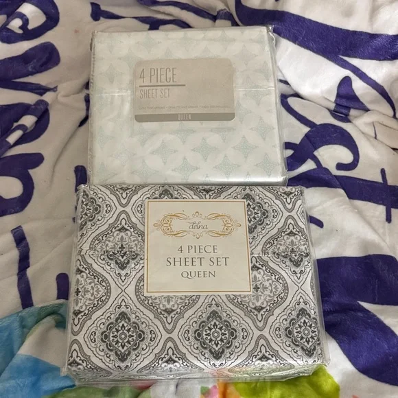 Bundle of 2 Queen Sheets Sets - Picture 1 of 5